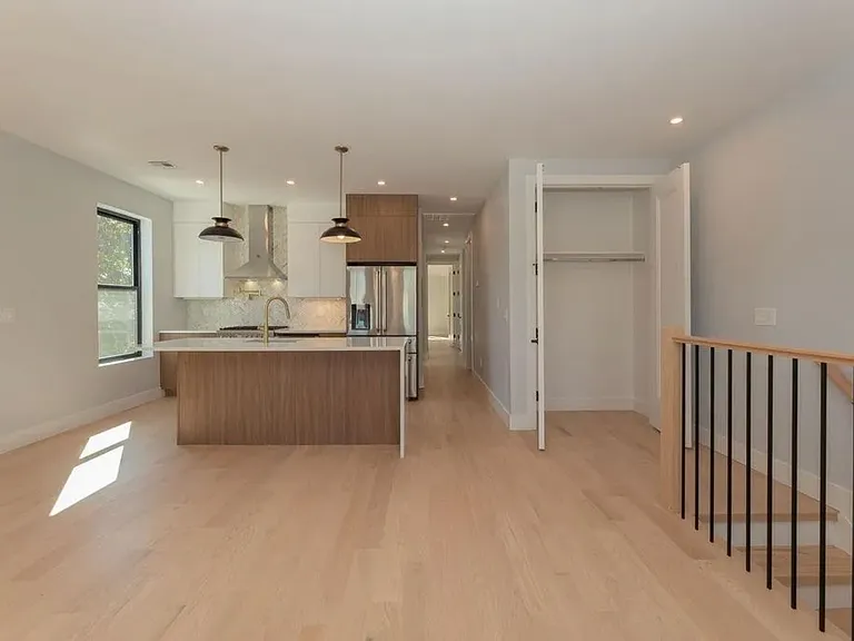 61 Belmont Ave #2 — Photo 5