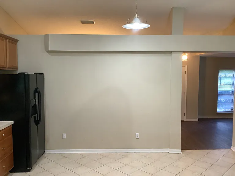 376 Johns Creek Pkwy — Photo 3