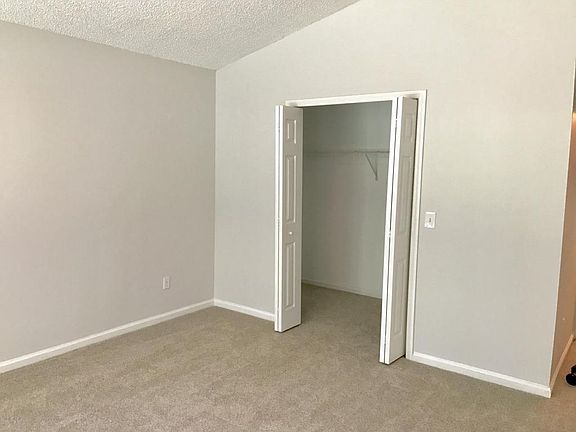 4th image of 1108 Lake George Ct