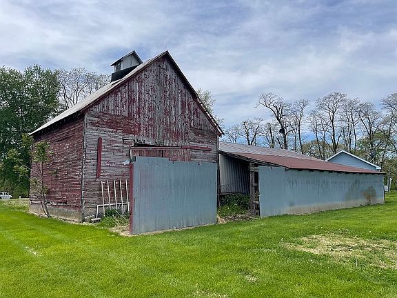4th image of 8363 Carl Springs Rd