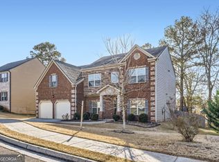 353 Lamont Ln, Hampton, GA 30228