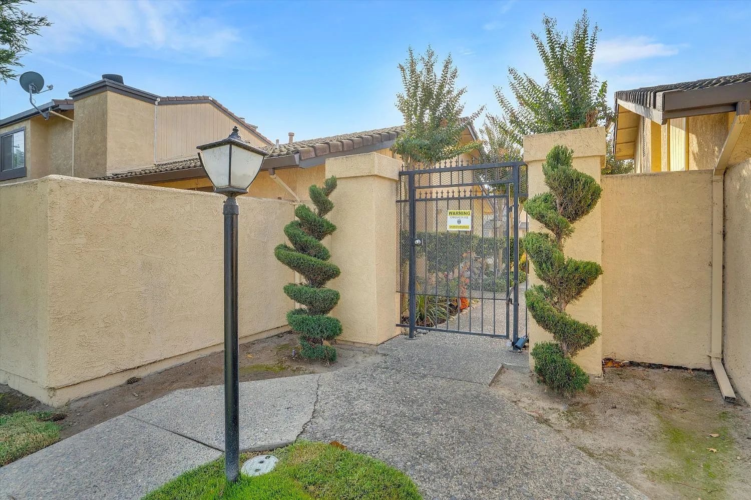 3156 Andre Ln photo 1