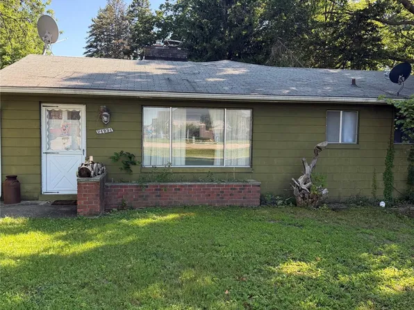 24934 23 Mile Rd, Macomb, MI 48042