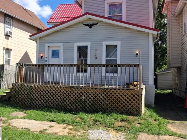 704 Smith Ave SW, Canton, OH 44706