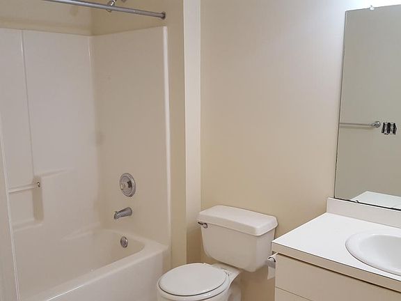 4th image of 701 Tallwood Lane Green Brook Nj #08812