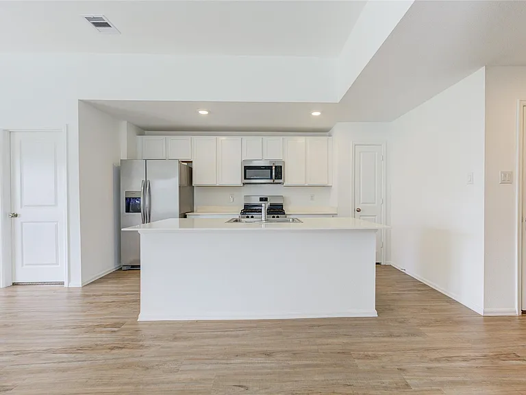 3418 Spanish Oak Ln — Photo 13