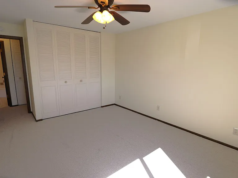 4000 Parklawn Ave — Photo 16