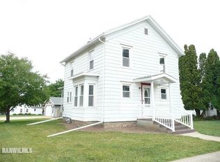 402 N Schuyler, Lena, IL 61048