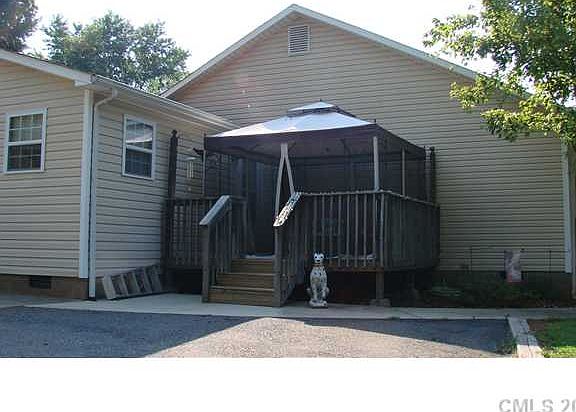 3rd image of 2026 Old Wilkesboro Rd