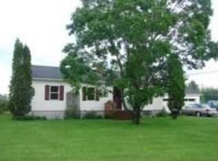 17 Gee Rd, Palmyra, ME 04965