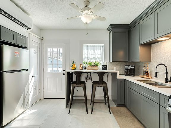 4th image of 4417 Avenue R