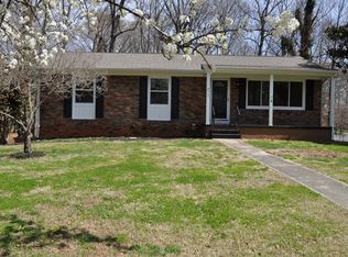 4517 Robindale Dr, Knoxville, TN 37921