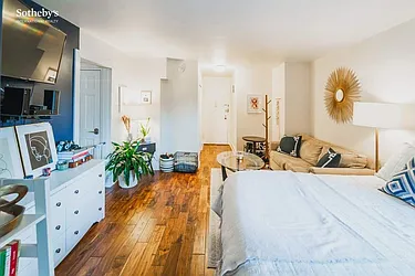Rented by Sotheby's International Realty