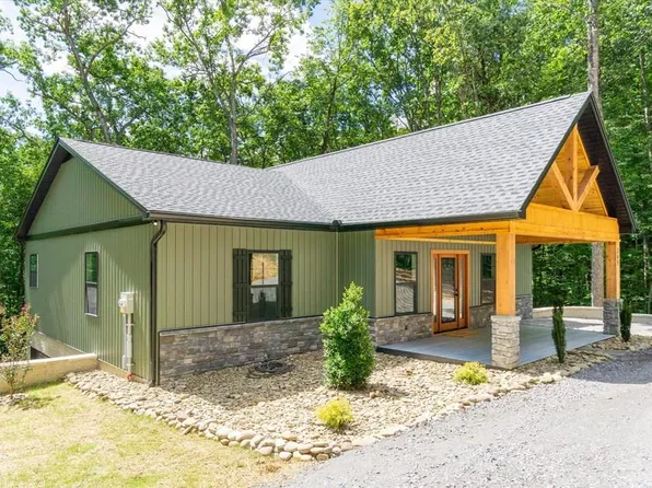 268 Pioneer Trail Ln, Crawford, TN 38554