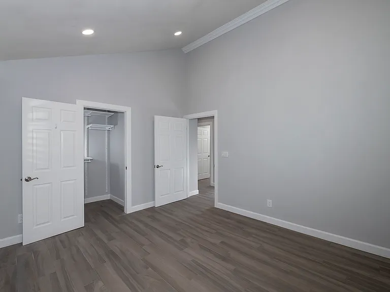 Fairfield Knolls South — Photo 26