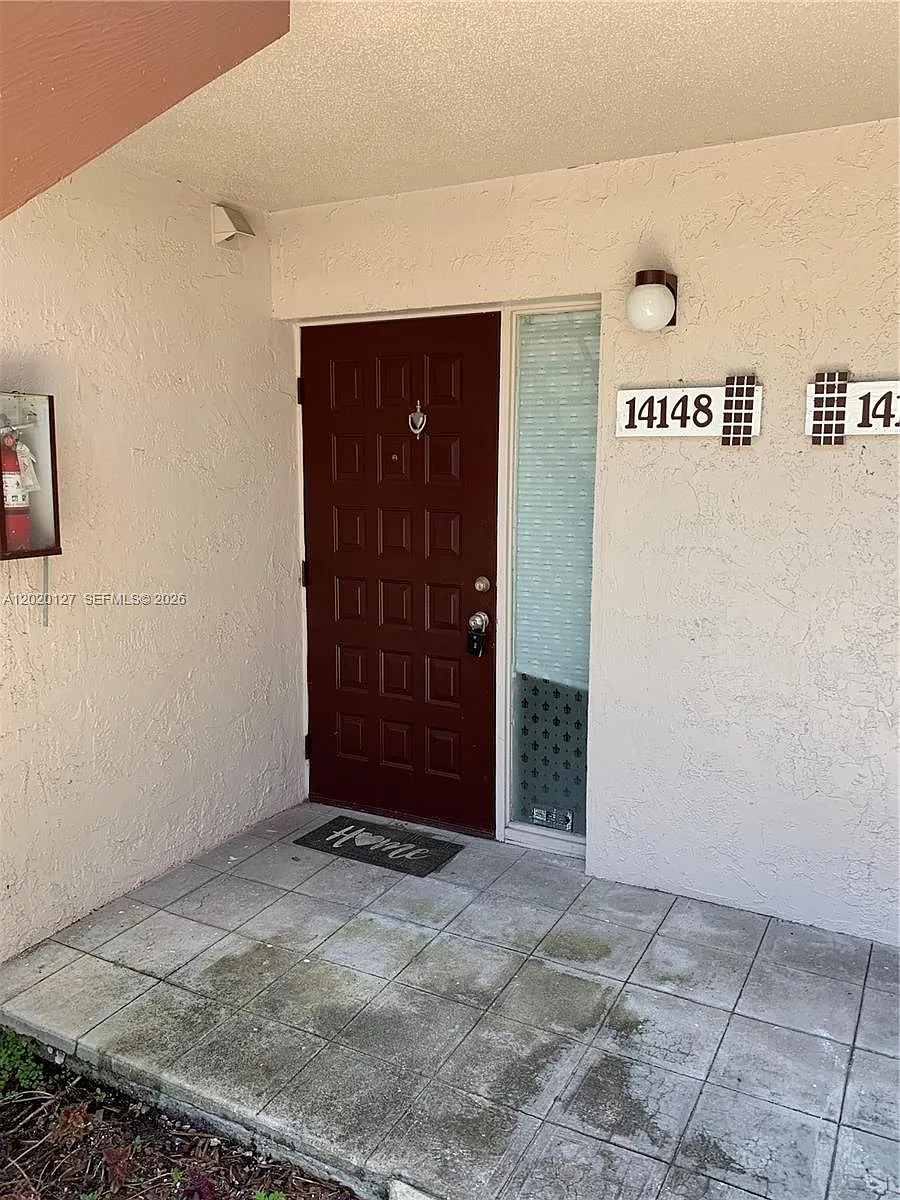 Building Photo - 14148 SW 93rd Ln #14148