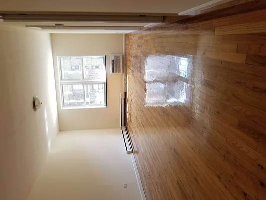 Rented by NYLA Realty | media 5