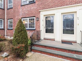 6937A 213th St #219, Oakland Gardens, NY 11364