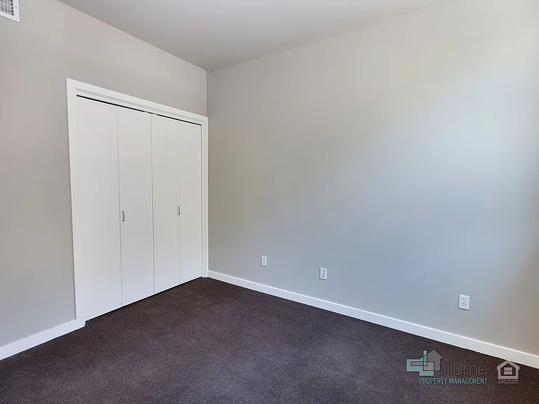 1920 SW River Dr #202 — Photo 26