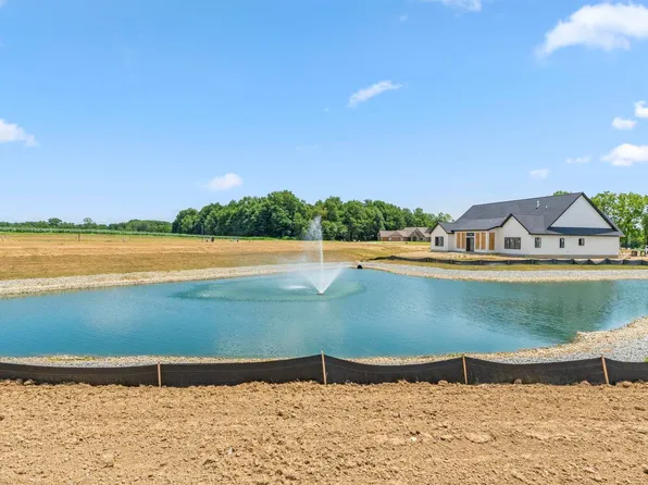 15354 Makarios Pass #9, Leo, IN 46765