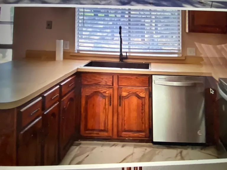 2409 York Minster Ct — Photo 8