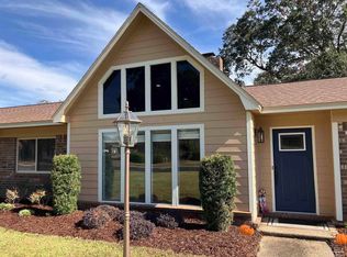 6068 S Gulf Mnr, Pensacola, FL 32526