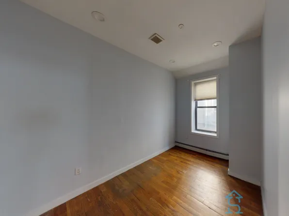 321 Eldert Street image 5 of 13