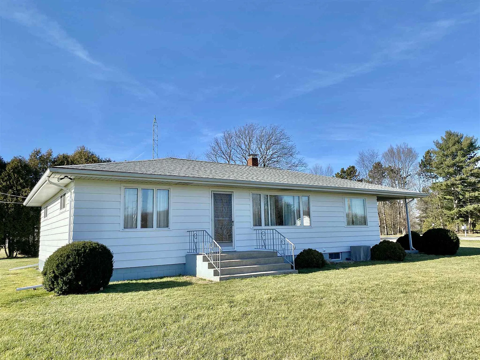 1133 Spade Dr photo 1