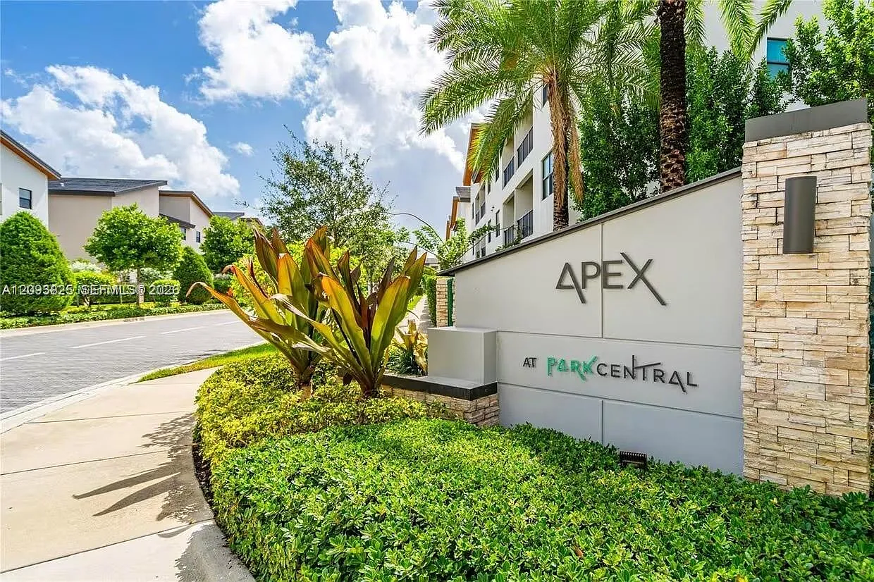 Apex At Park Central Cond — Photo 1