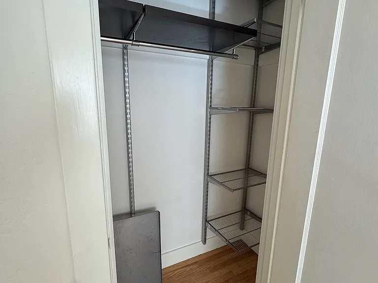Closet w/ Elfa shelving