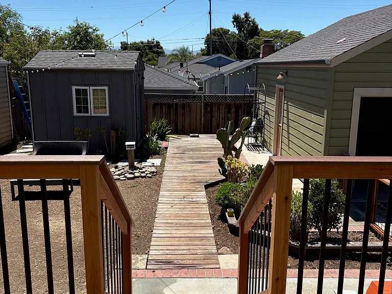555 N 20th St — Photo 35