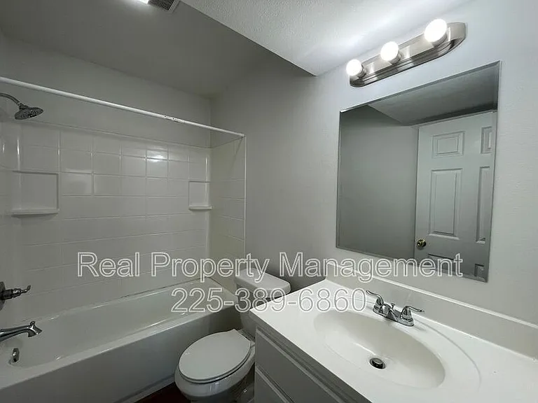 7743 Bles Ave #1B — Photo 11