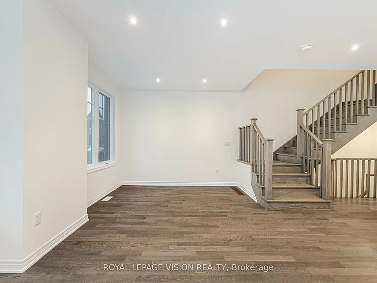 60 Folcroft St — Photo 10