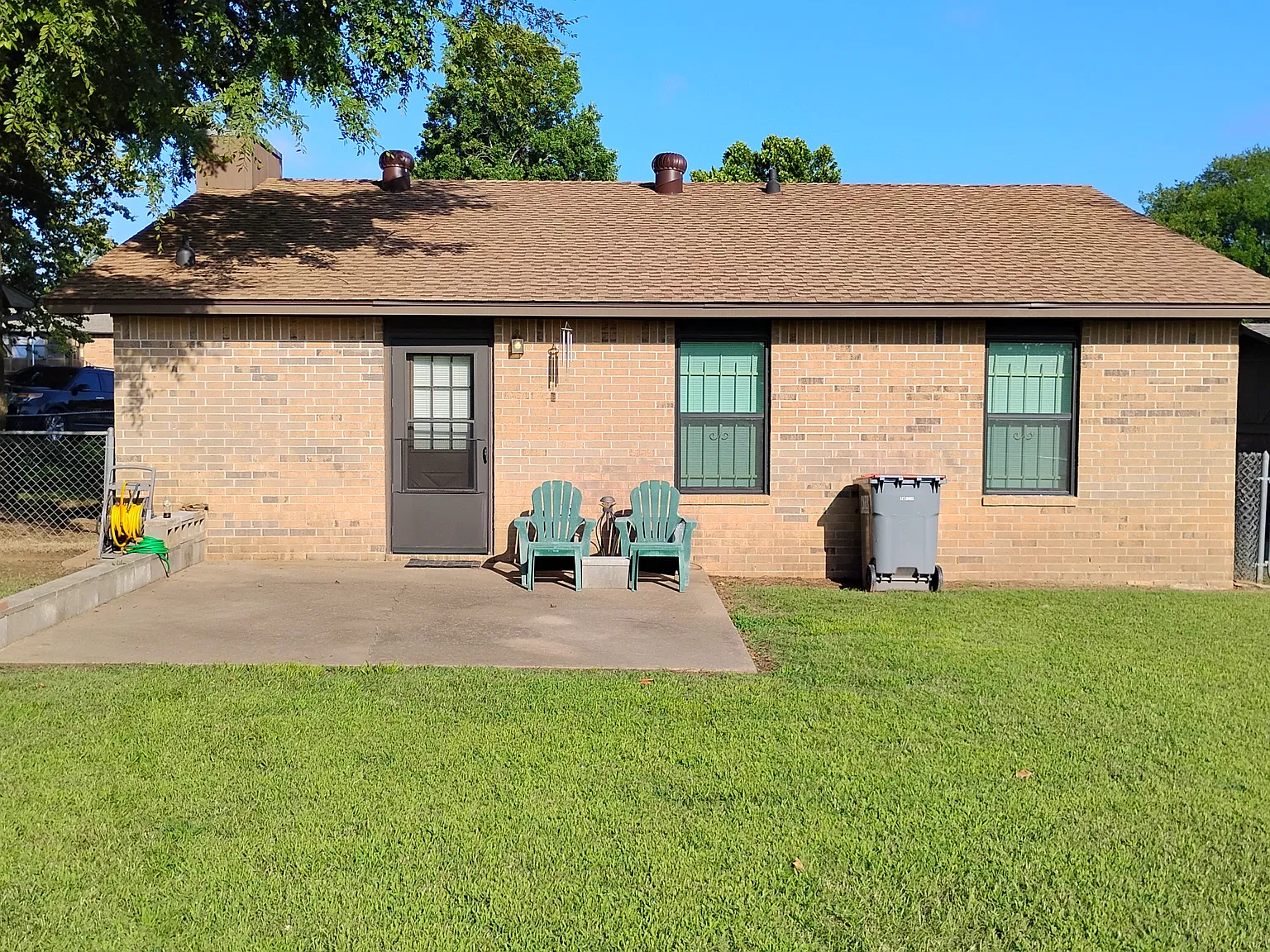 2 bed, 1043 sqft, $1,250 — Photo 2