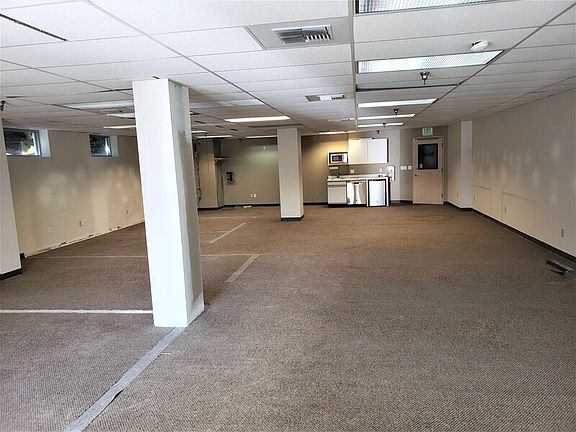 3rd image of 9425 35th Ave NE #D
