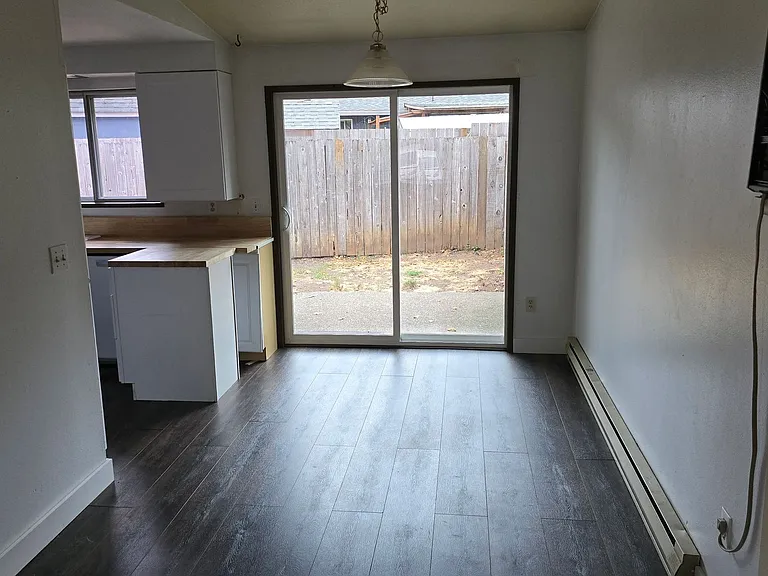 OR395 — Photo 12