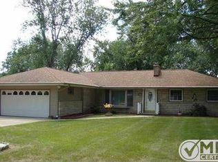 1869 Badgley Rd, Jackson, MI 49203