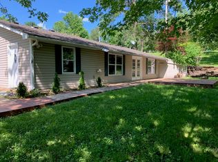 6481 S Old Village Rd, Columbia, MO 65203