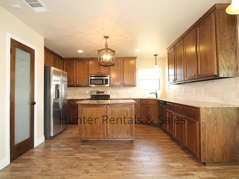 1104 Wren Cir — Photo 11