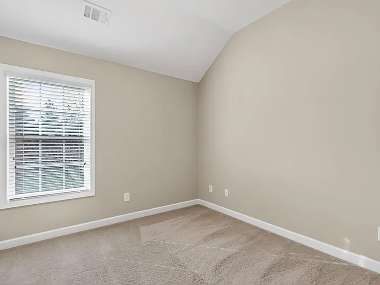 7205 Lowery Oak Dr — Photo 25