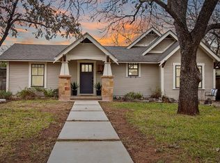 614 Fulton St, Fredericksburg, TX 78624