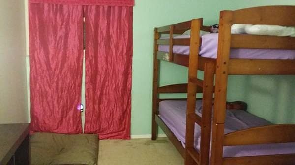2nd bedroom