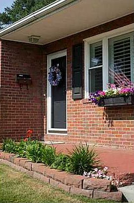 3rd image of 8547 Hammett Ave