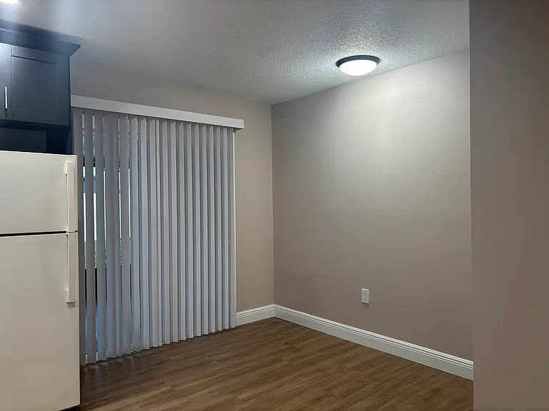 11804 Cypress Hill Cir — Photo 14