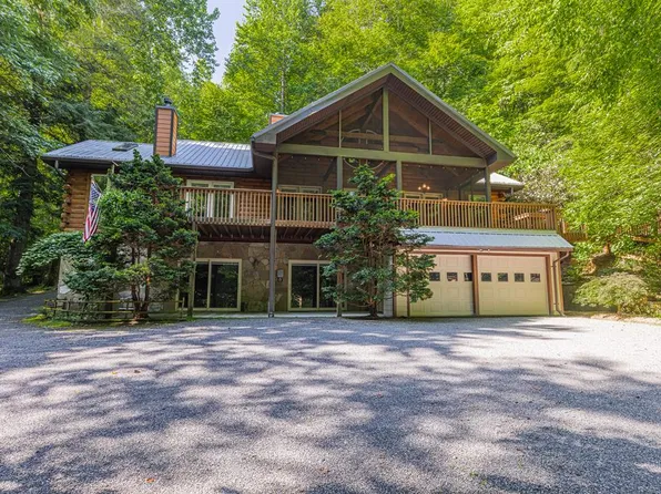 217 Hideaway Cv, Hayesville, NC 28904