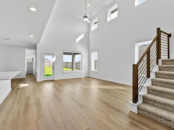 3rd image of 1260 Imperial Ranch Way