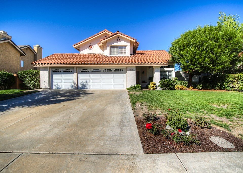 1st image of 25458 Lacebark Dr