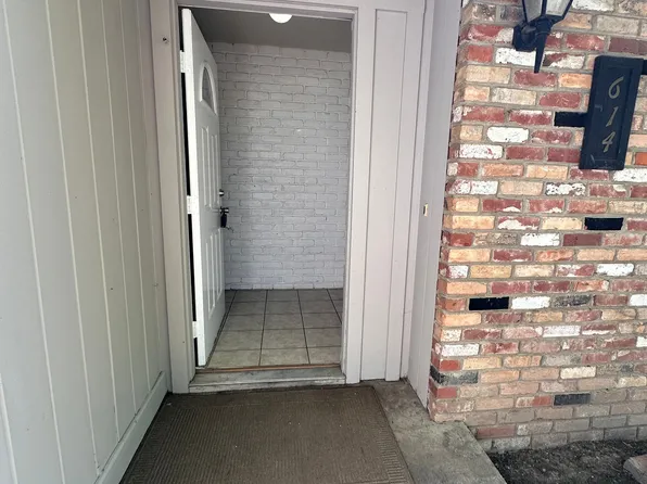 614 Bowen Ave, Modesto, CA 95350