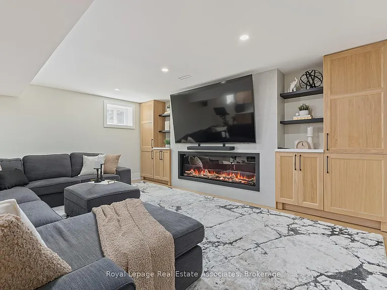 37 Windsor Rd — Photo 20