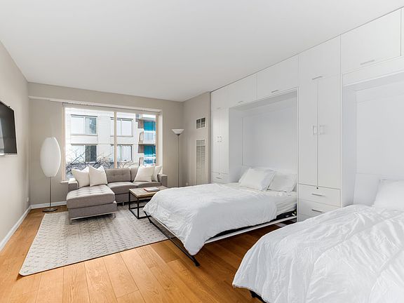 5th image of 205 E 68th St #T5c